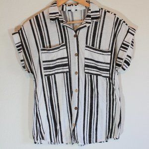 Eden & Olivia Striped Button Down T-shirt